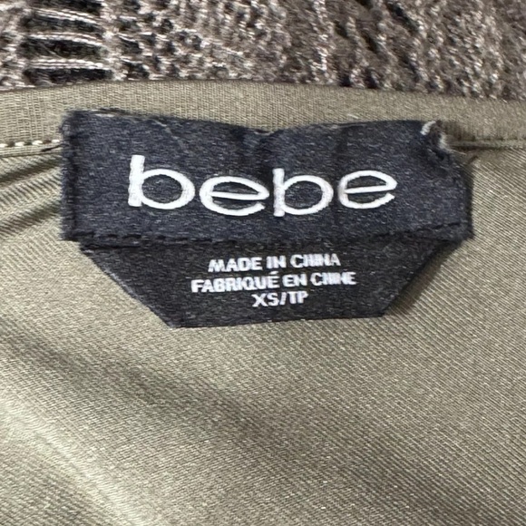 Bebe Crochet Maxi Dress XS Green Long Halter Mermaid Beads Elegant Resort Cruise - Picture 8 of 10